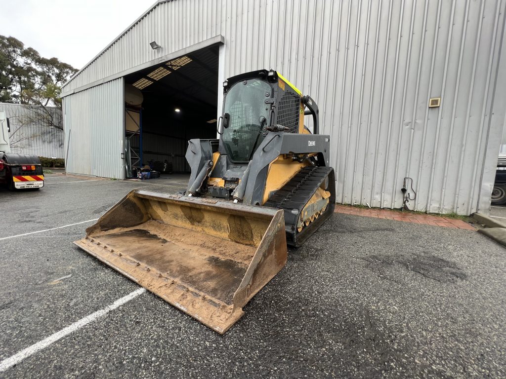 John Deere Positrack 329E DPF EGR & Adblue Delete